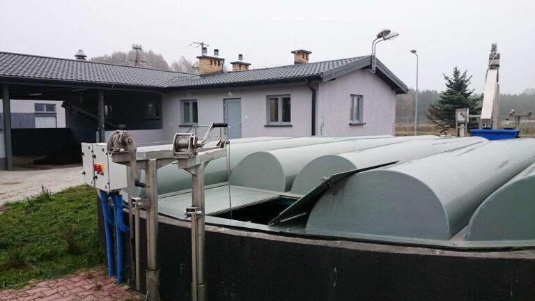 Producent pras komorowych – innowacyjne wsparcie dla przemysłu Komorowe prasy filtracyjne